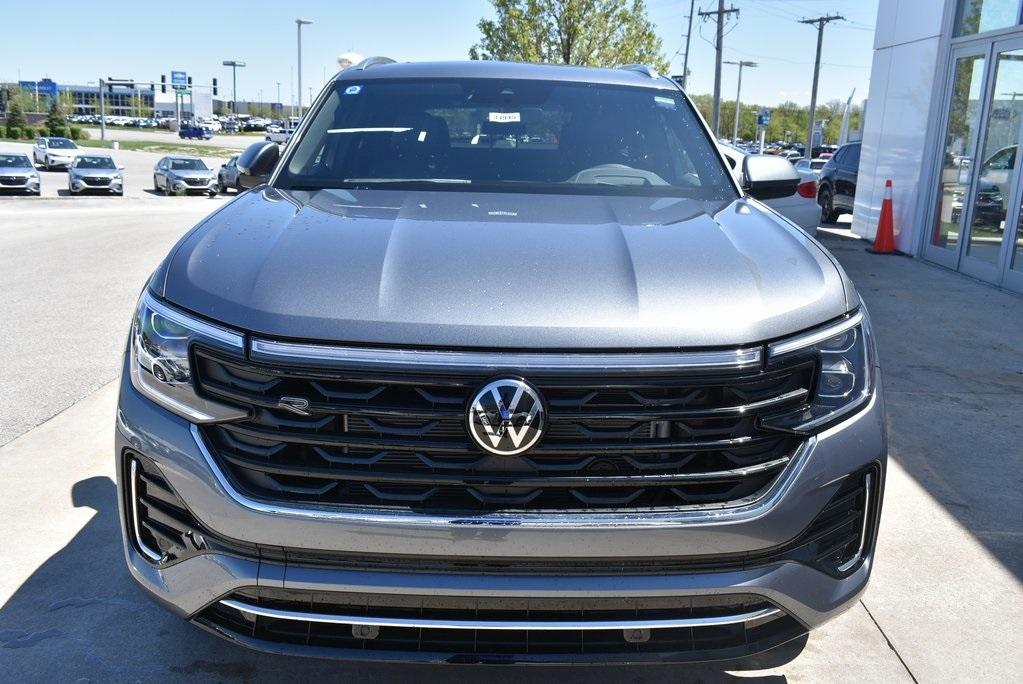 new 2024 Volkswagen Atlas Cross Sport car, priced at $44,542