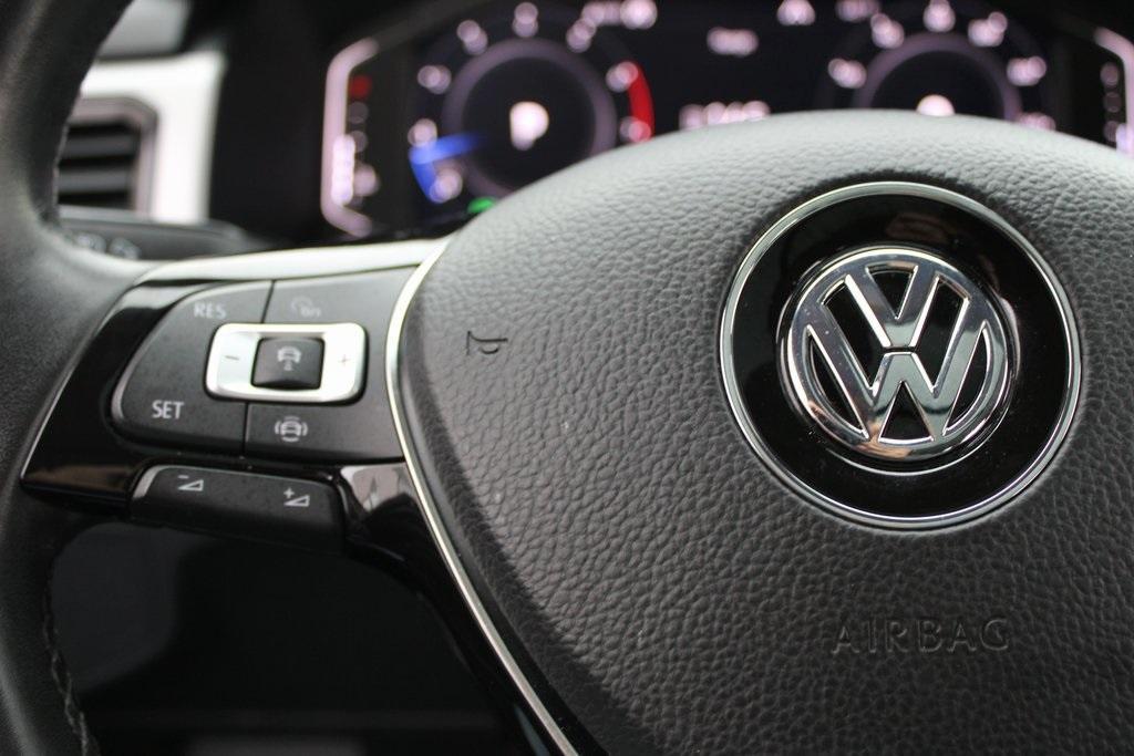 used 2020 Volkswagen Atlas car, priced at $30,999