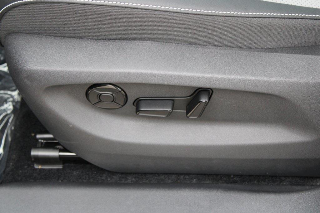 new 2026 Volkswagen Tiguan car, priced at $41,771