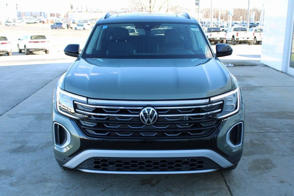 new 2025 Volkswagen Atlas car, priced at $45,707