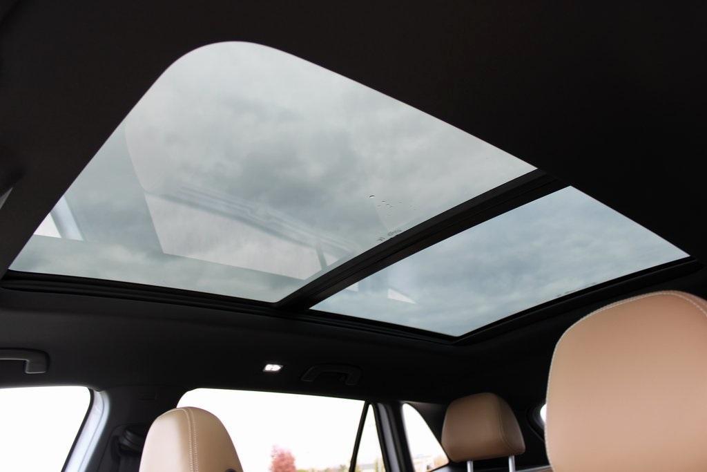 new 2026 Volkswagen Atlas Cross Sport car, priced at $50,641