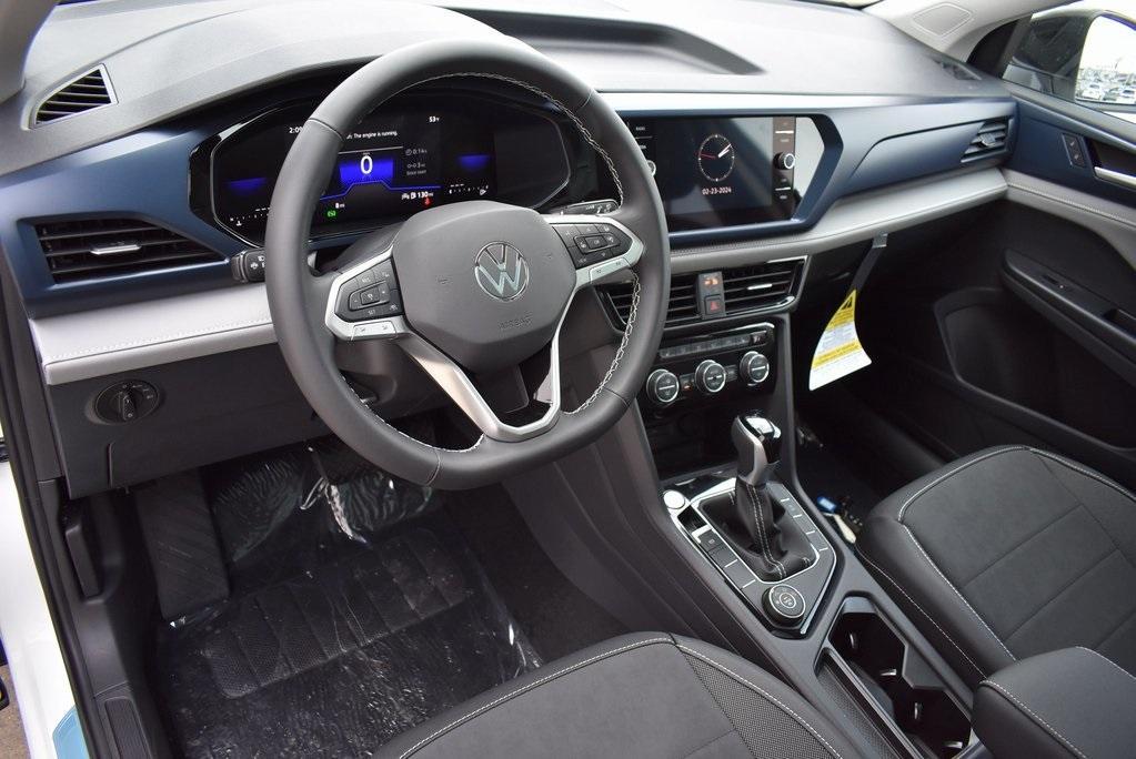 new 2024 Volkswagen Taos car, priced at $31,234