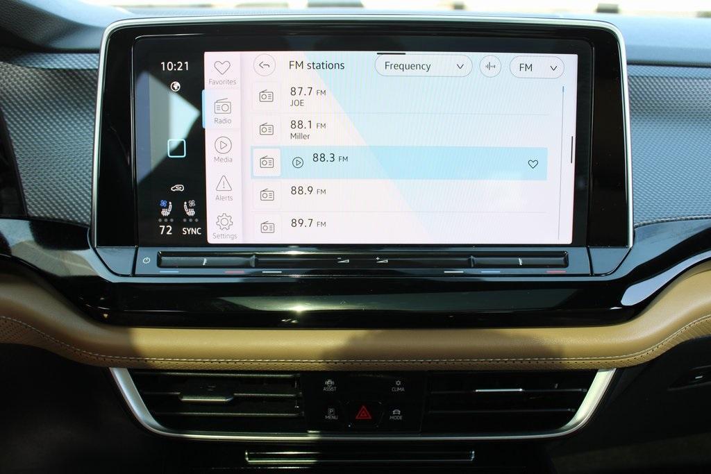 used 2025 Volkswagen Atlas Cross Sport car, priced at $45,628