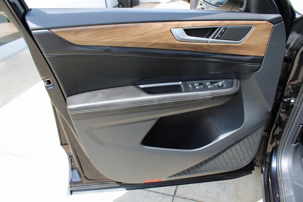 used 2024 Volkswagen Atlas car, priced at $33,895