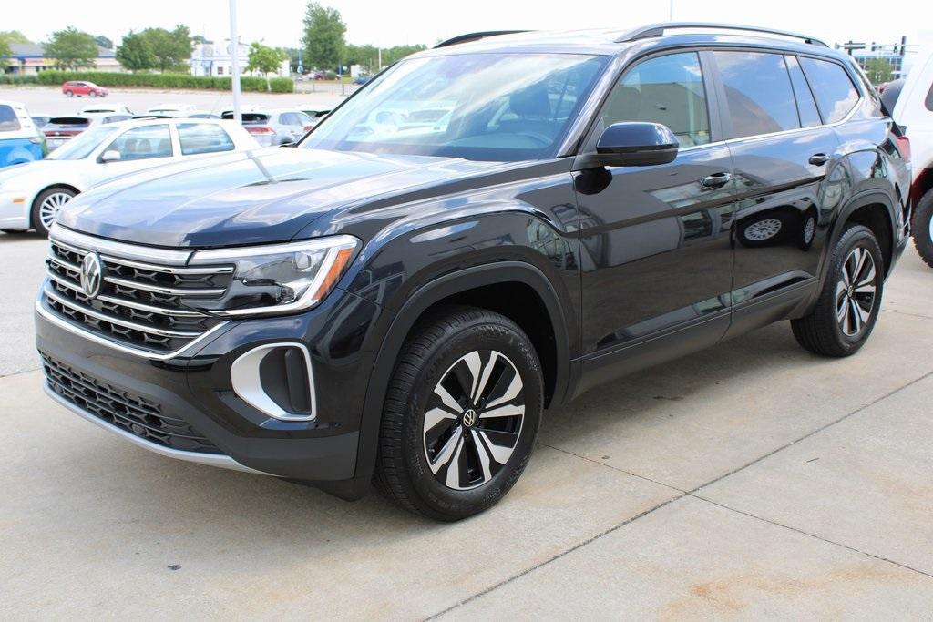 used 2024 Volkswagen Atlas car, priced at $33,895