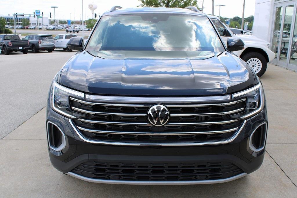 used 2024 Volkswagen Atlas car, priced at $33,895