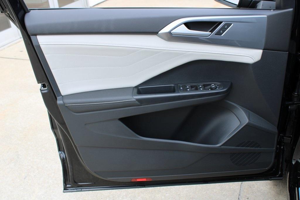 new 2025 Volkswagen Taos car, priced at $36,064