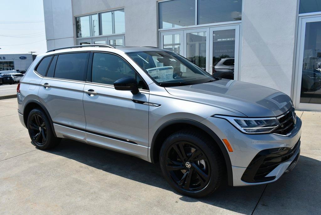 new 2024 Volkswagen Tiguan car, priced at $32,940