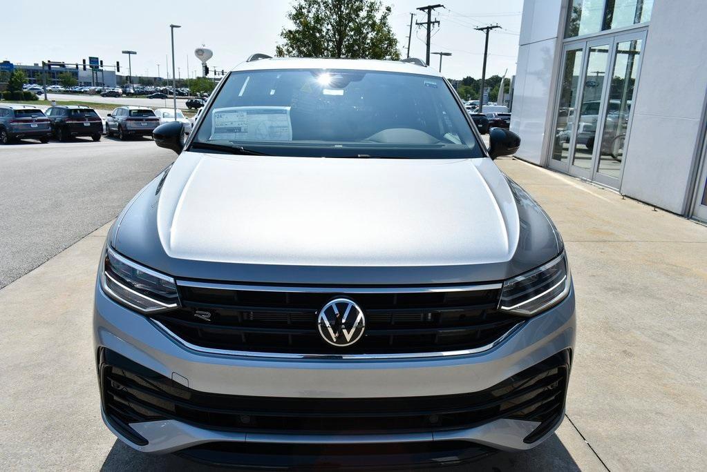 new 2024 Volkswagen Tiguan car, priced at $32,940