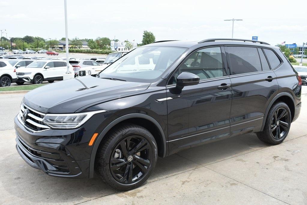 new 2024 Volkswagen Tiguan car, priced at $35,440