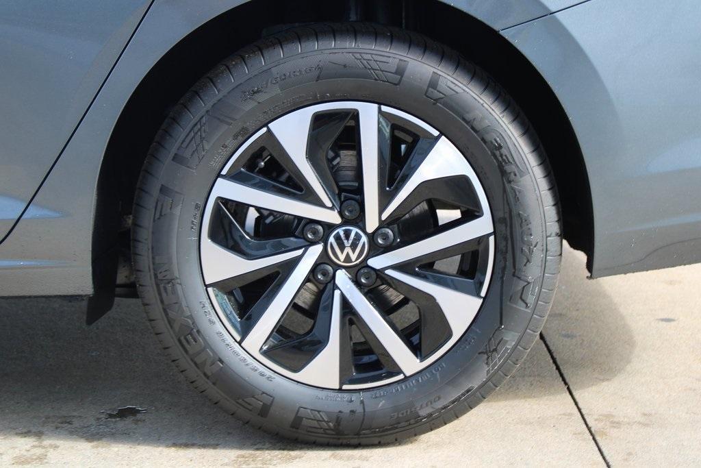 new 2025 Volkswagen Jetta car, priced at $23,156
