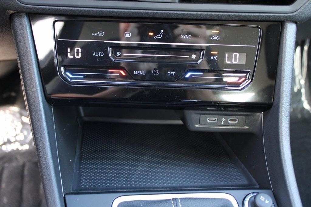 new 2025 Volkswagen Jetta car, priced at $23,156