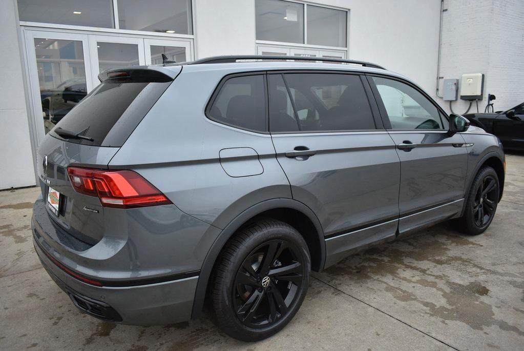 new 2024 Volkswagen Tiguan car, priced at $32,979