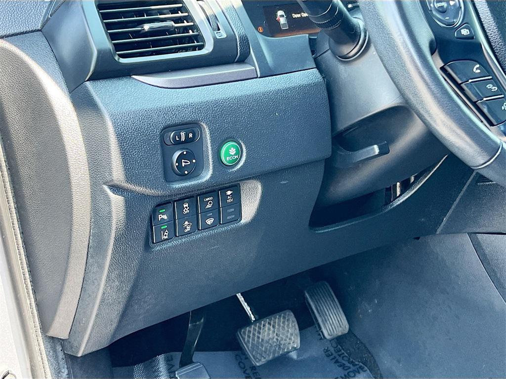 used 2021 Honda Ridgeline car, priced at $25,900