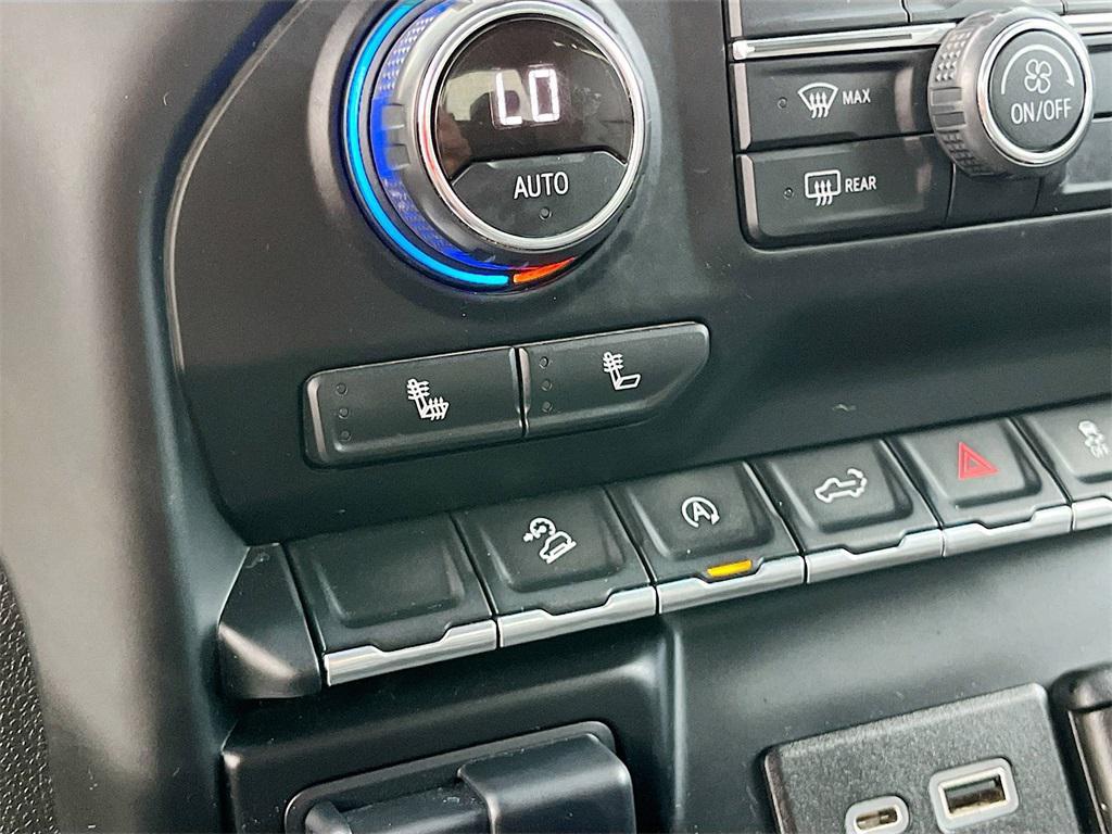 used 2021 Chevrolet Silverado 1500 car, priced at $33,200