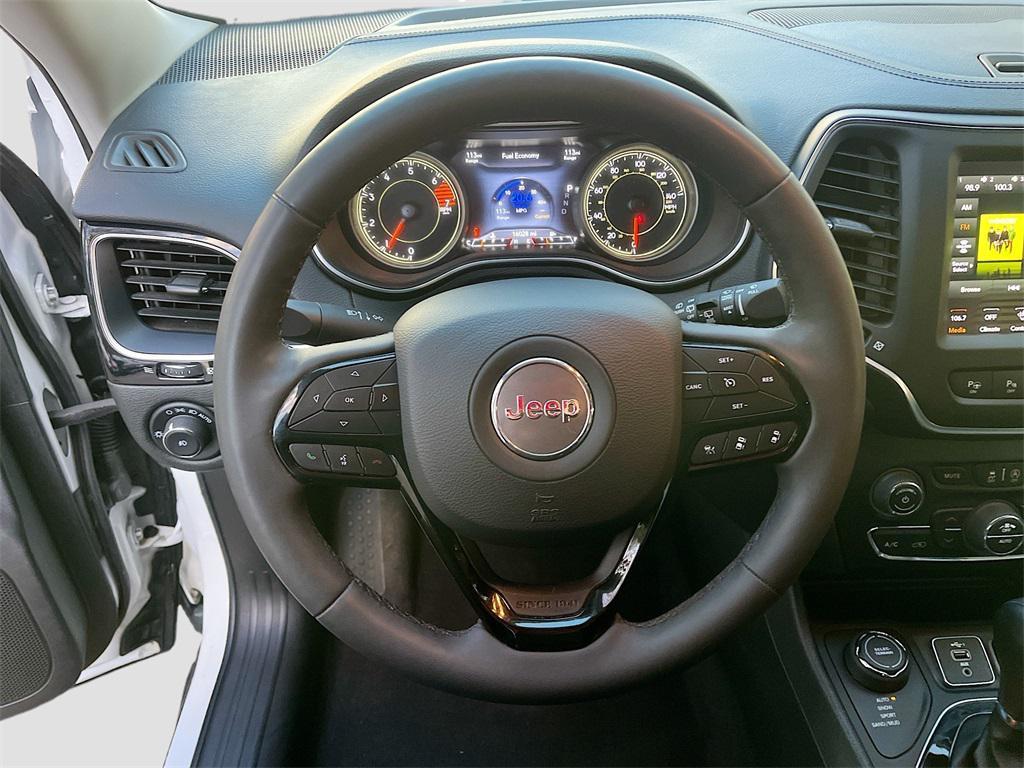 used 2023 Jeep Cherokee car, priced at $22,800