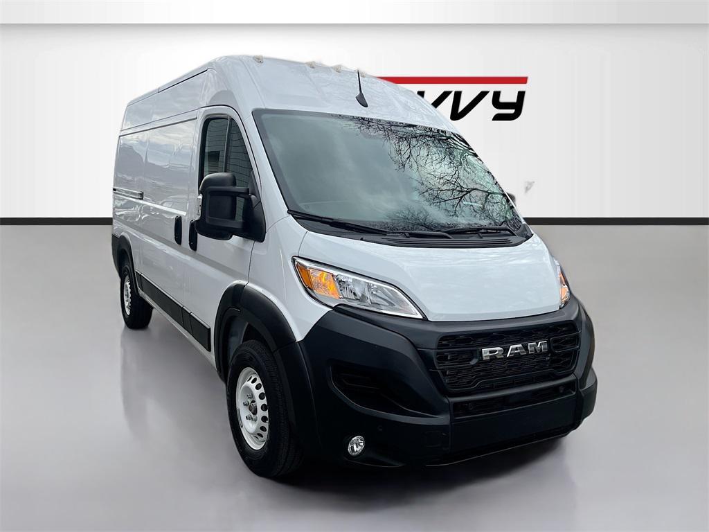 used 2024 Ram ProMaster 2500 car, priced at $31,400