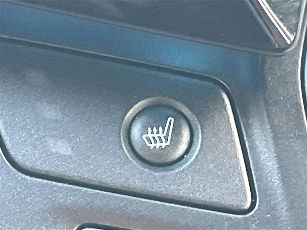 used 2023 Honda Odyssey car, priced at $32,000