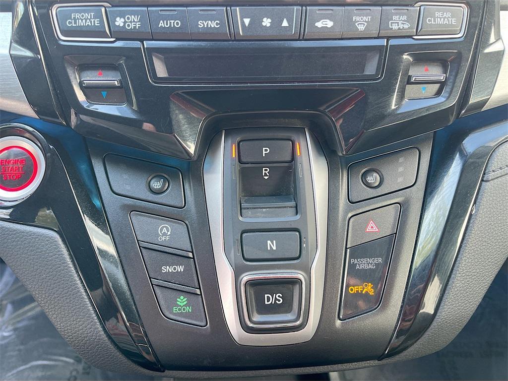 used 2023 Honda Odyssey car, priced at $32,000