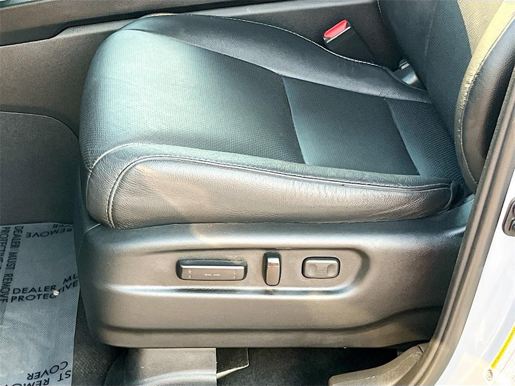 used 2024 Honda Passport car, priced at $31,100