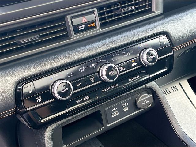 used 2025 Honda Pilot car, priced at $41,600