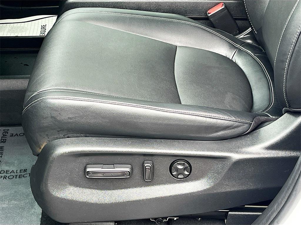 used 2024 Honda Odyssey car, priced at $31,000