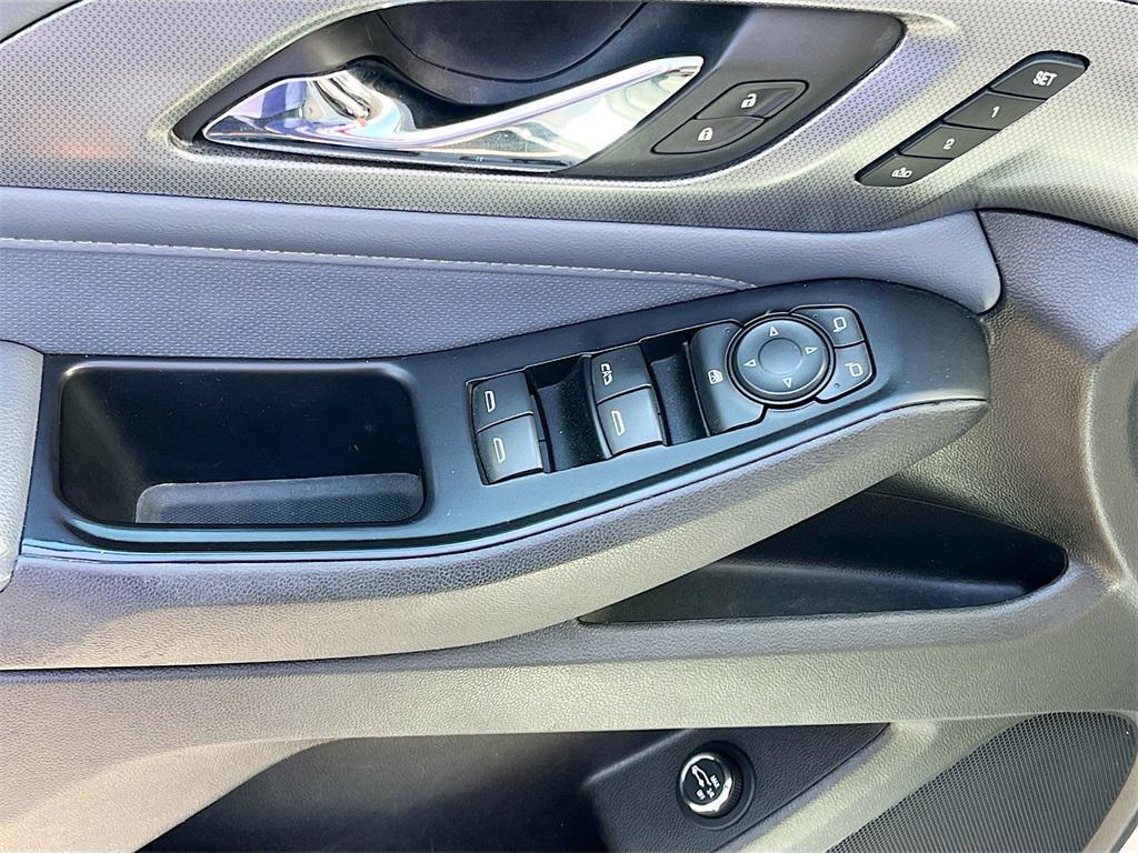 used 2018 Chevrolet Traverse car, priced at $14,300