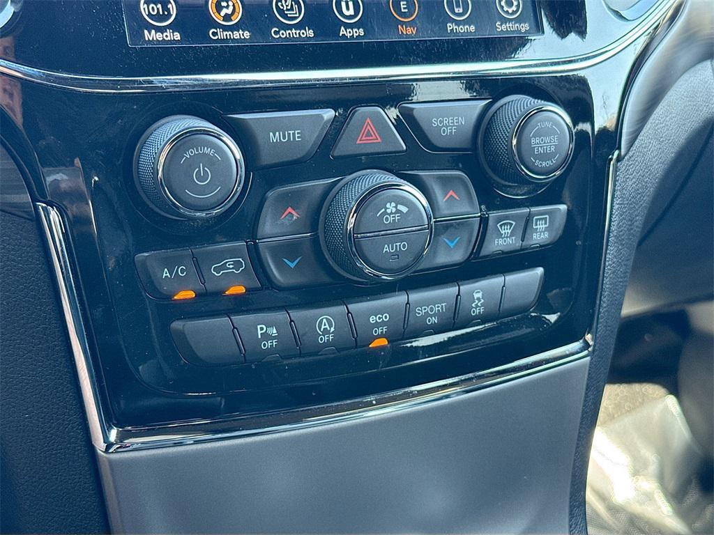 used 2022 Jeep Grand Cherokee car, priced at $22,700