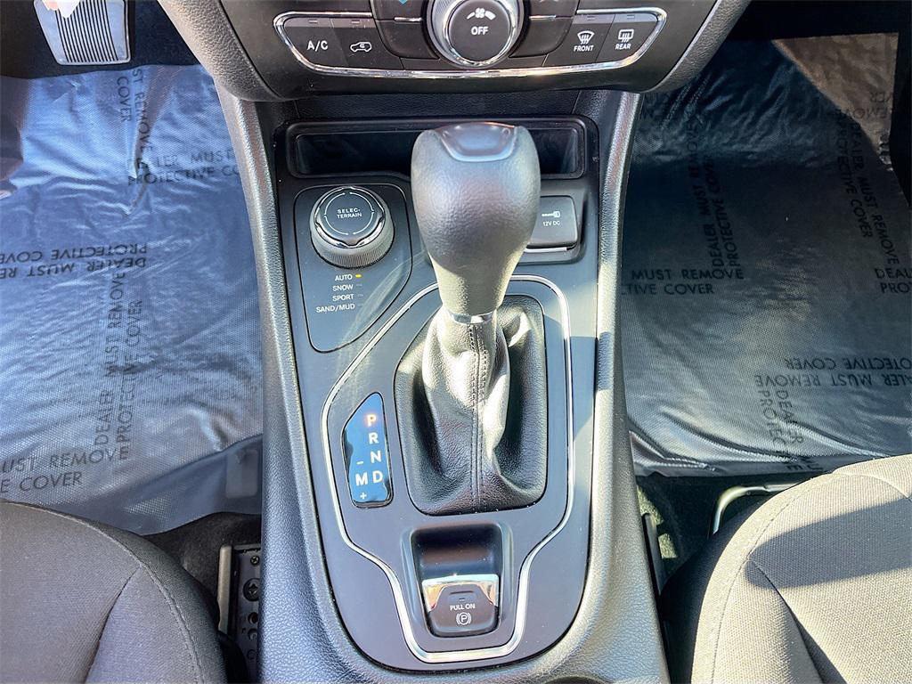 used 2021 Jeep Cherokee car, priced at $18,200