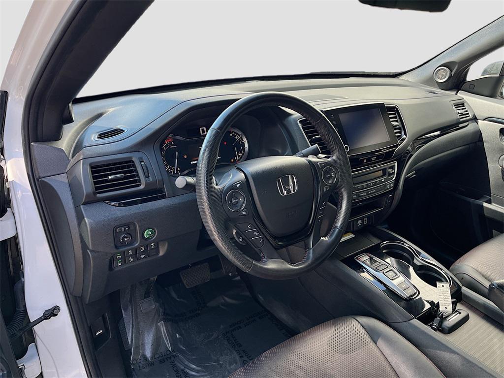 used 2023 Honda Ridgeline car, priced at $29,000