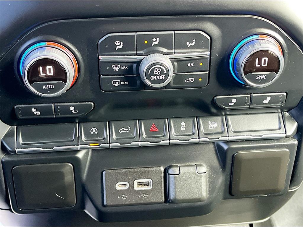 used 2021 Chevrolet Silverado 1500 car, priced at $25,000