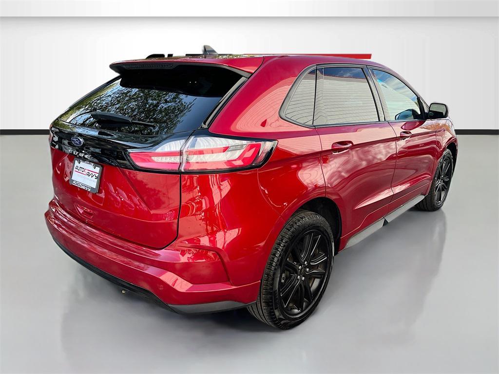 used 2024 Ford Edge car, priced at $27,200