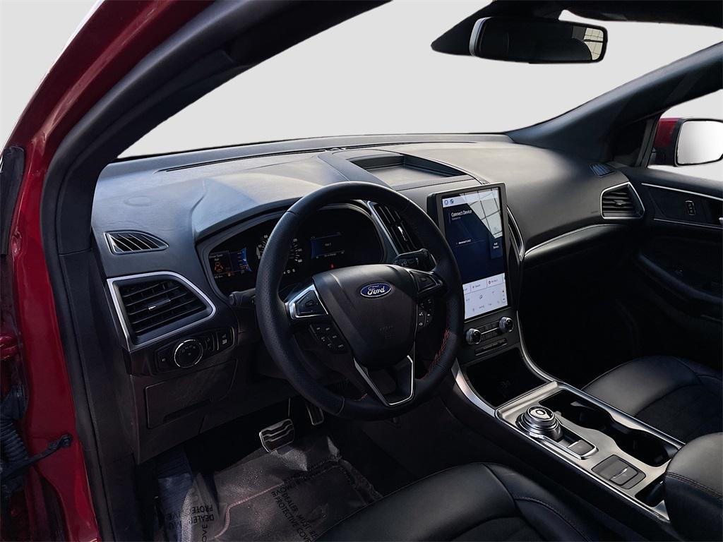 used 2024 Ford Edge car, priced at $27,200