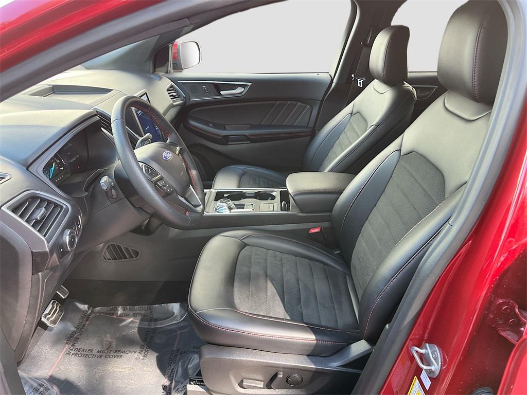 used 2024 Ford Edge car, priced at $27,200