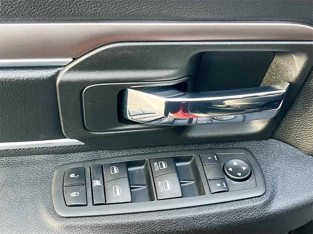 used 2022 Ram 1500 Classic car, priced at $26,300