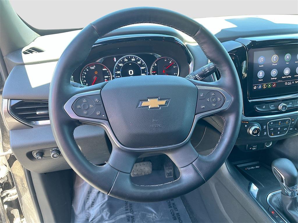 used 2023 Chevrolet Traverse car, priced at $33,400