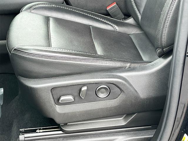 used 2021 GMC Yukon car, priced at $46,300