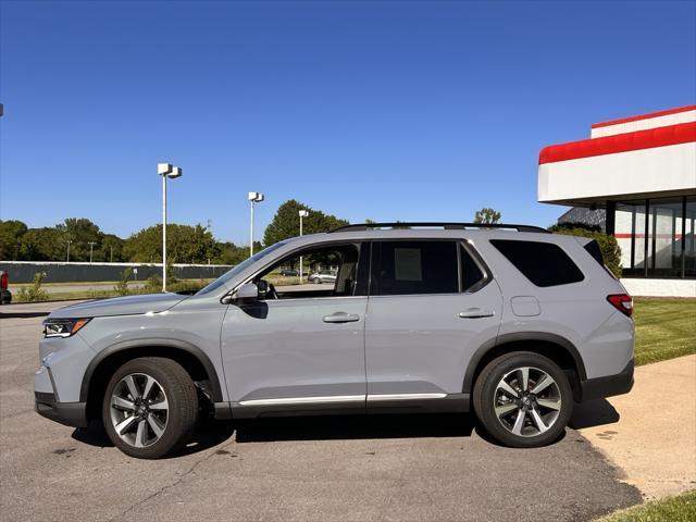 used 2023 Honda Pilot car, priced at $38,000