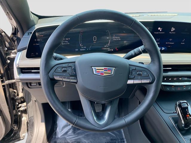 used 2024 Cadillac XT4 car, priced at $32,100