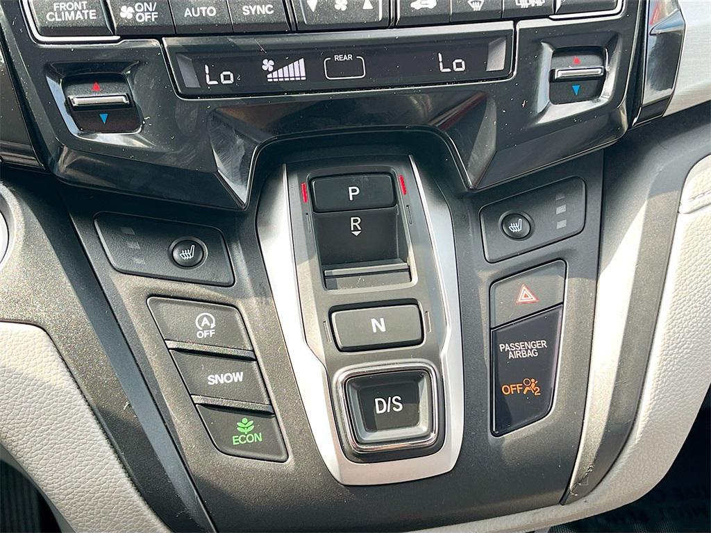 used 2024 Honda Odyssey car, priced at $32,700