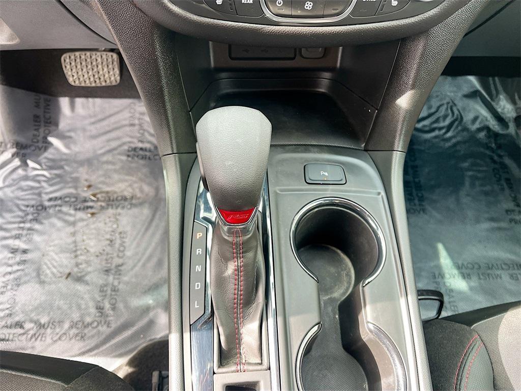 used 2024 Chevrolet Equinox car, priced at $26,000