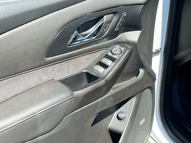 used 2023 Chevrolet Traverse car, priced at $35,900
