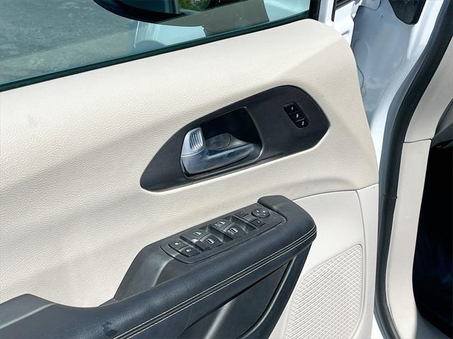 used 2024 Chrysler Pacifica car, priced at $24,200
