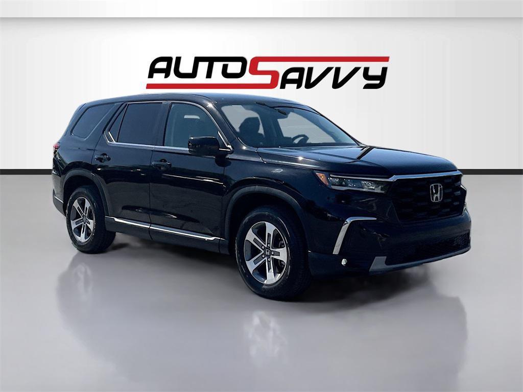 used 2024 Honda Pilot car, priced at $30,600