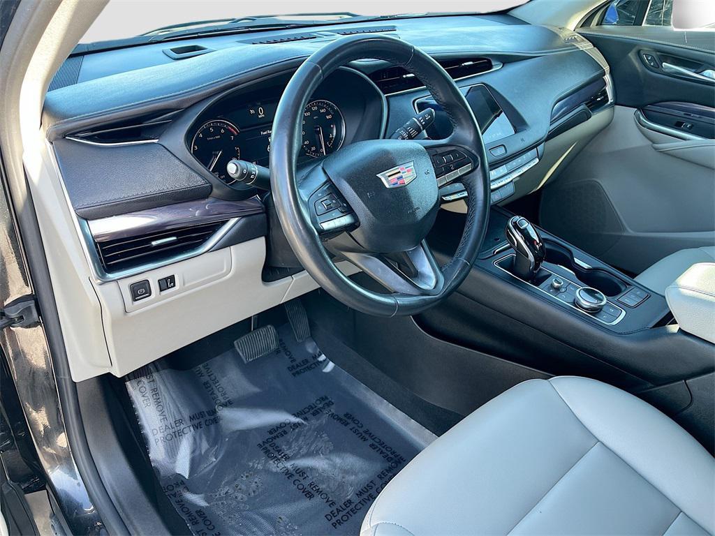 used 2021 Cadillac XT4 car, priced at $21,400