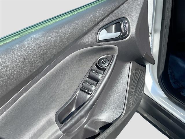 used 2015 Ford Focus car, priced at $6,000