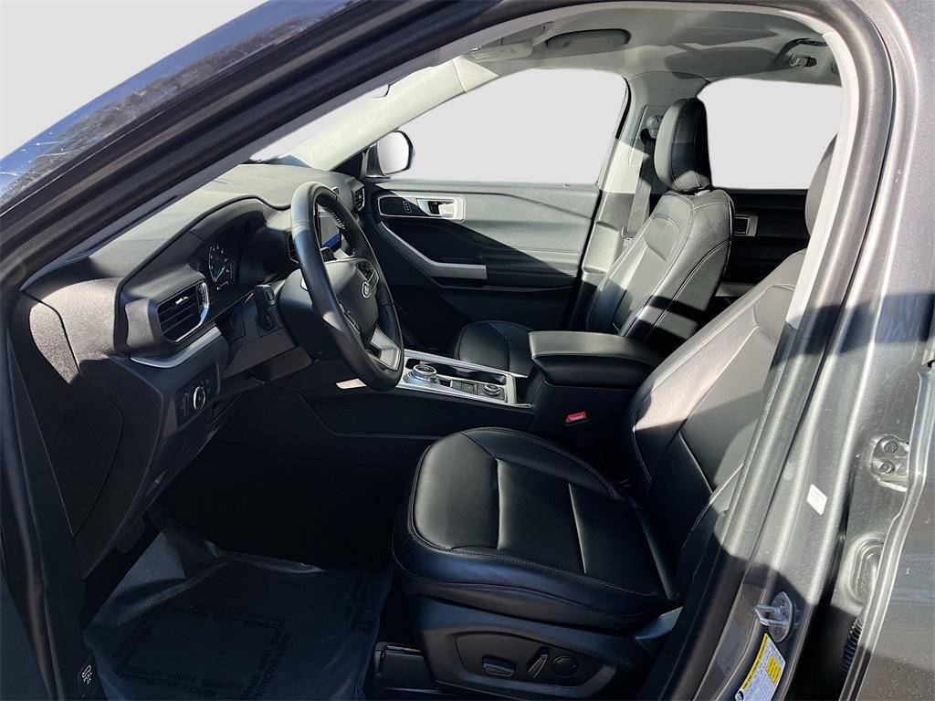 used 2024 Ford Explorer car, priced at $30,400