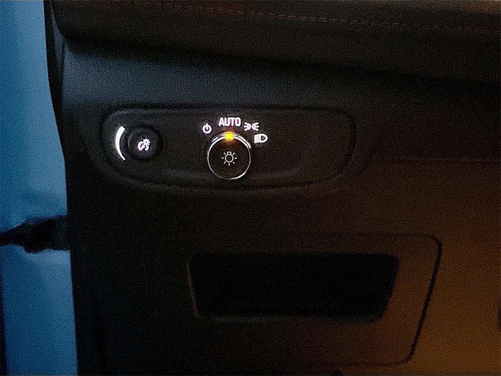 used 2025 Chevrolet TrailBlazer car, priced at $25,200