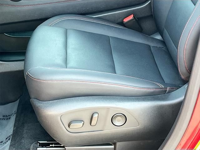 used 2024 Chevrolet Traverse car, priced at $42,600