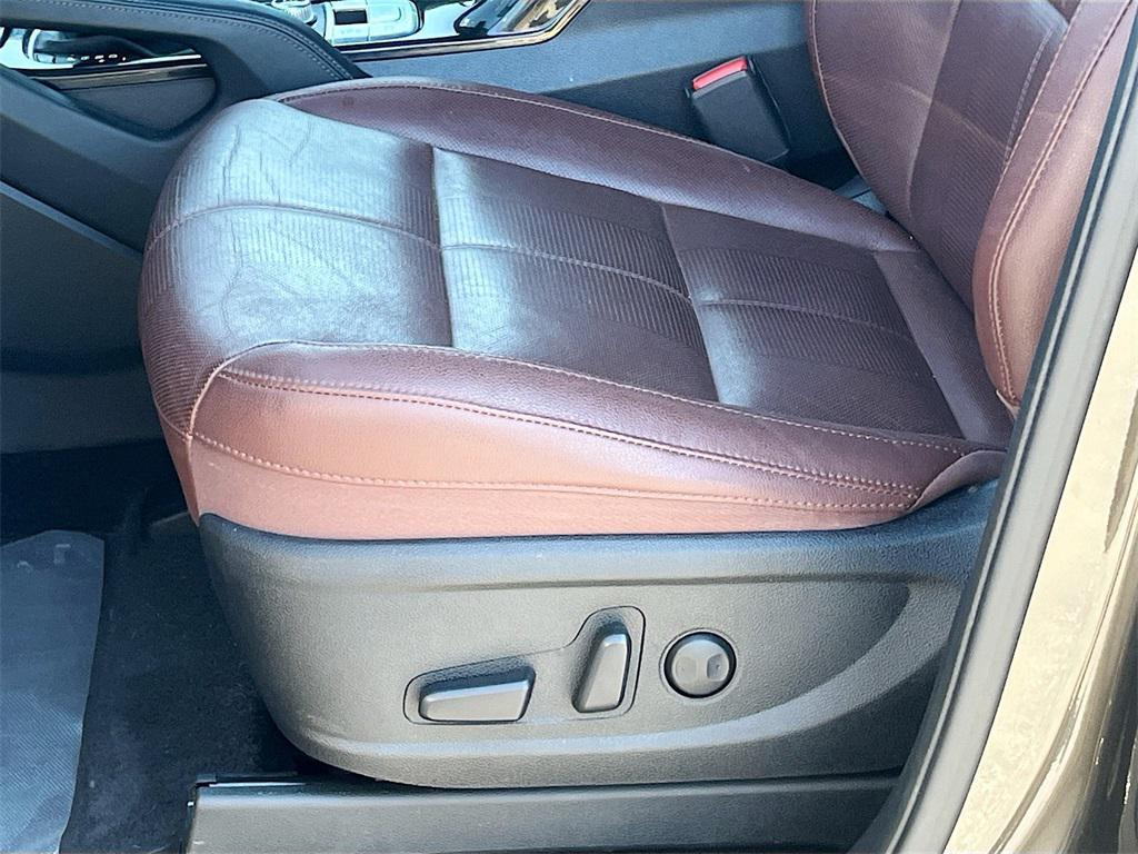 used 2023 Kia Telluride car, priced at $32,600